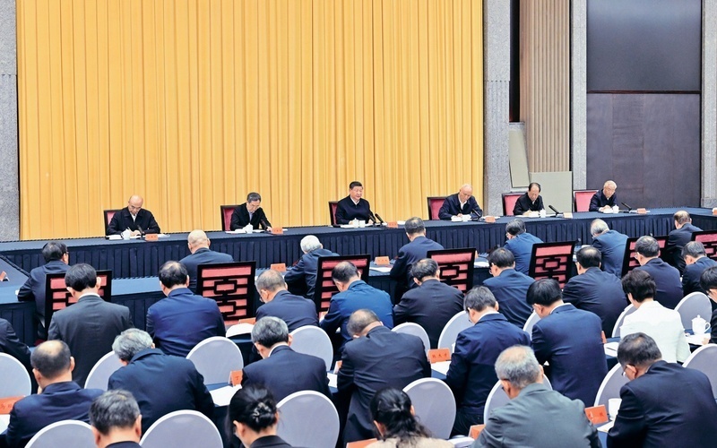 习近平：一体推进教育科技人才发展